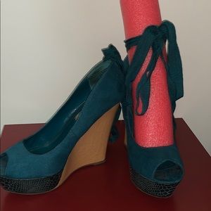 Jennifer Lopez Sophia teal 5 inch peep toe wedge